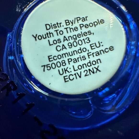 Youth To The People Triple Peptide Hydrating + Firming Oasis Serum with Hyaluron - Picture 2 of 4